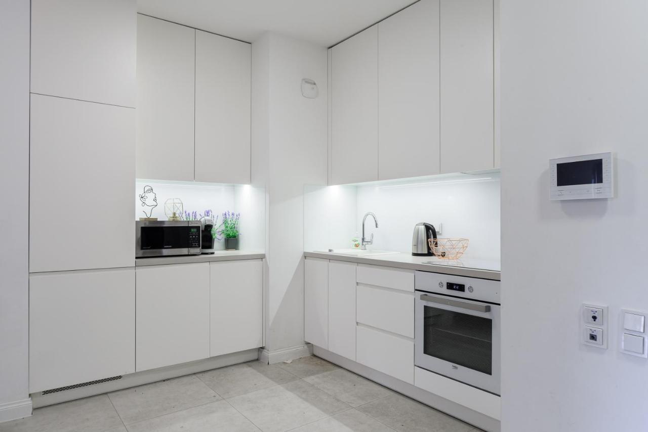 Lumina Luxury Apartments In Mennica Residence Warsaw Exterior photo