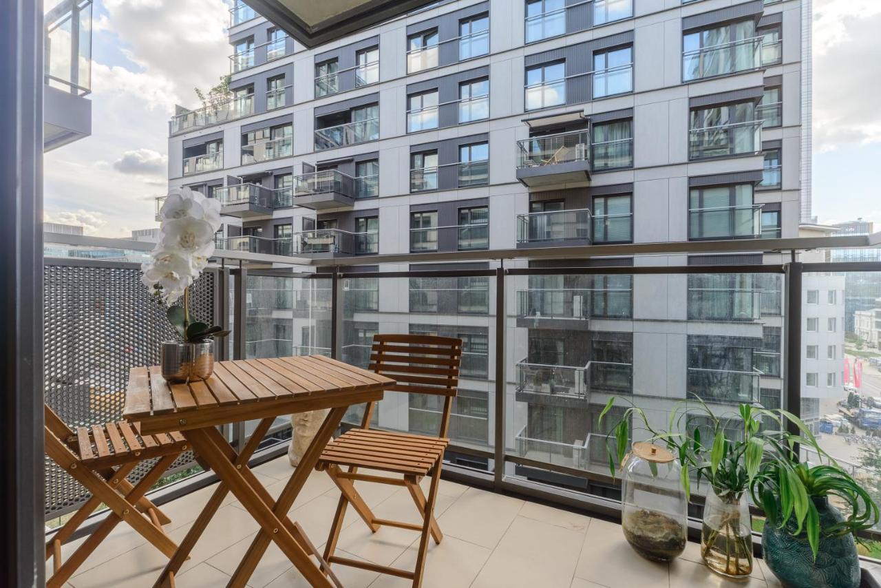 Lumina Luxury Apartments In Mennica Residence Warsaw Exterior photo