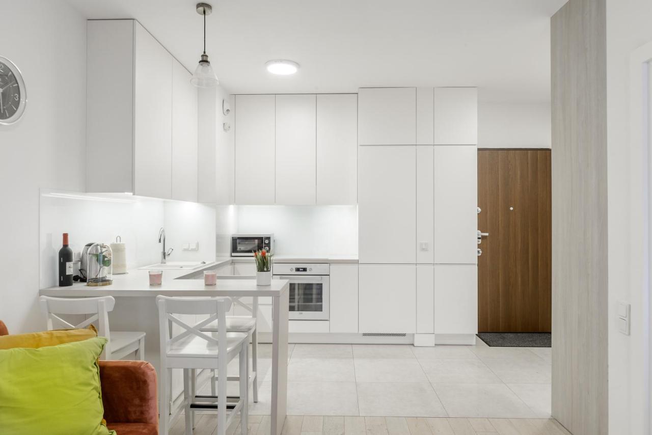 Lumina Luxury Apartments In Mennica Residence Warsaw Exterior photo