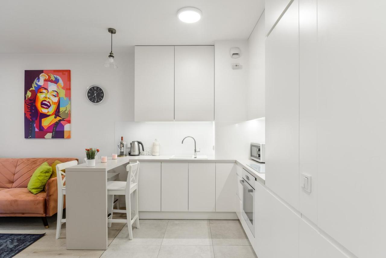 Lumina Luxury Apartments In Mennica Residence Warsaw Exterior photo